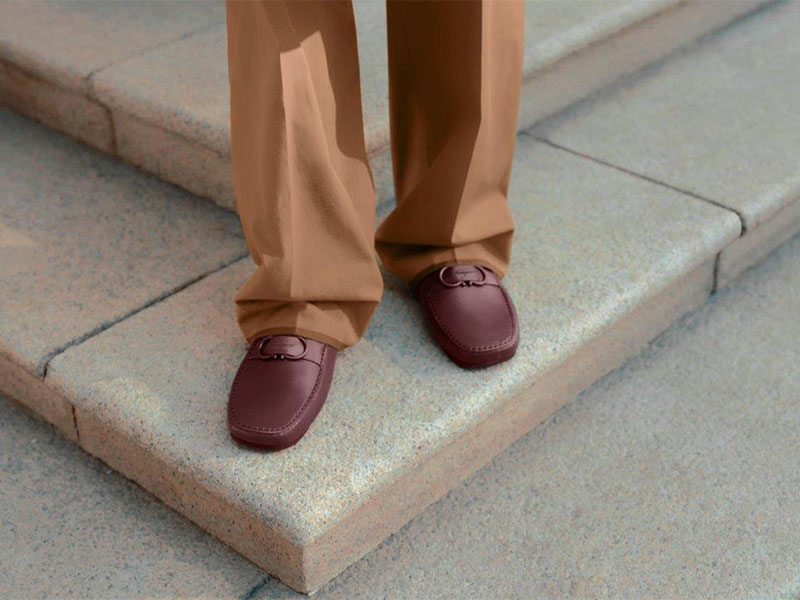 مجموعة Salvatore Ferragamo الجديدة بألوانها الربيعية هي ما تحتاجه لكل مناسبات